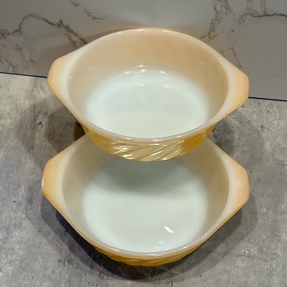 Anchor Hocking Fire King Peach Lustre Swirl Milk Glass Mini Casserole Dishes - Picture 3 of 16